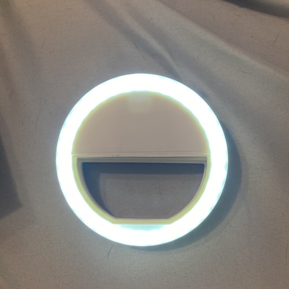 Selfie Ring Light for cellphone - Picture 3 of 5